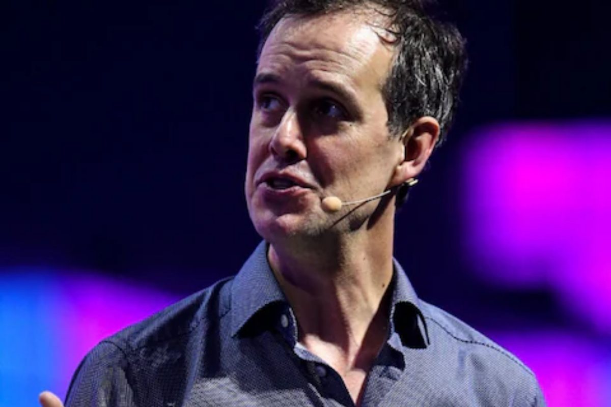 इंटरनेटच्या बॉसचा उलटा प्रवास! वयाच्या 19 ला स्टार्टअप, 26 ला Microsoft नंतर कॉलेजमध्ये घेतला प्रवेश