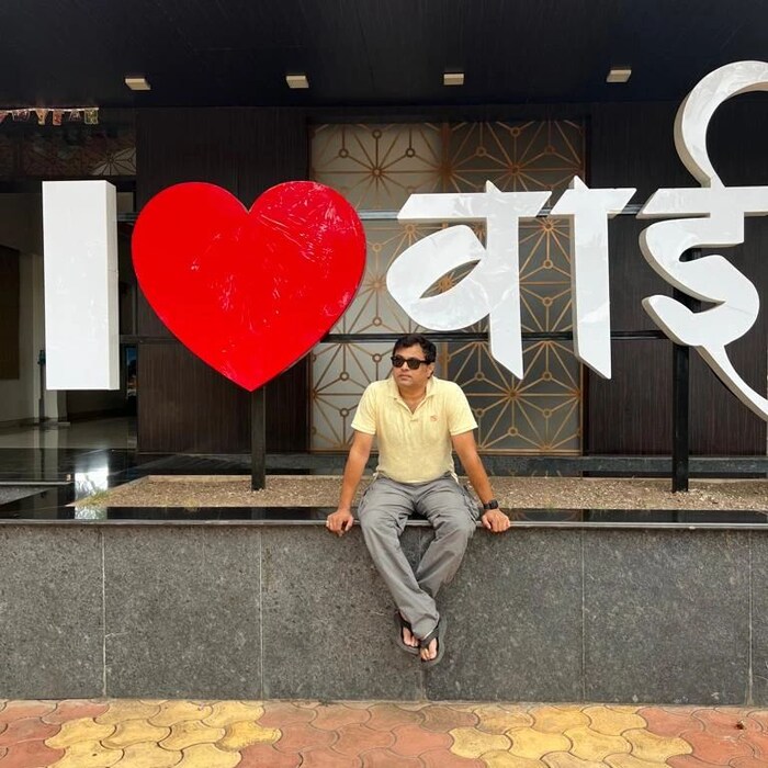 सिनेमाच्या शुटींगला सुरुवात झाली असून सातारा जिल्ह्यातील सुबोधच्या आवडत्या गावी म्हणजे वाई येथे सिनेमाचं शुटींग सुरू आहे.