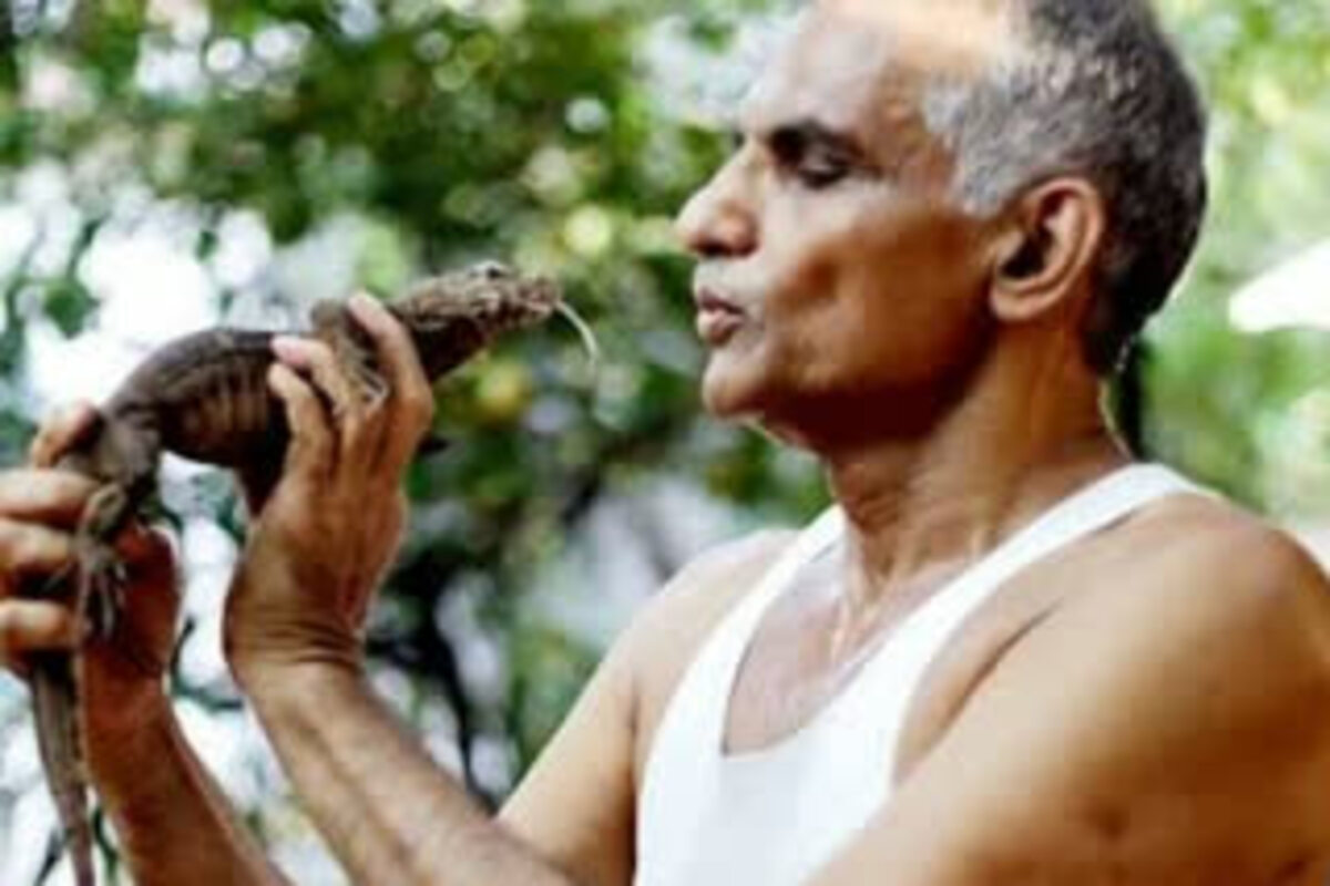 Dr. Prakash Amte : डॉ. प्रकाश आमटेंना ब्लड कॅन्सरचे निदान; 10 दिवसांपूर्वी झालेला न्यूमोनिया, उपचार सुरू