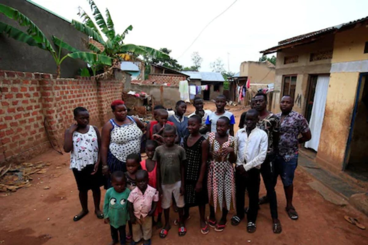 4 वेळा जुळी, 5 वेळा तिळं अन् 5 वेळा एकाच वेळी 4 मुलं! महिलेनं चाळिशीपर्यंत दिला 44 मुलांना जन्म