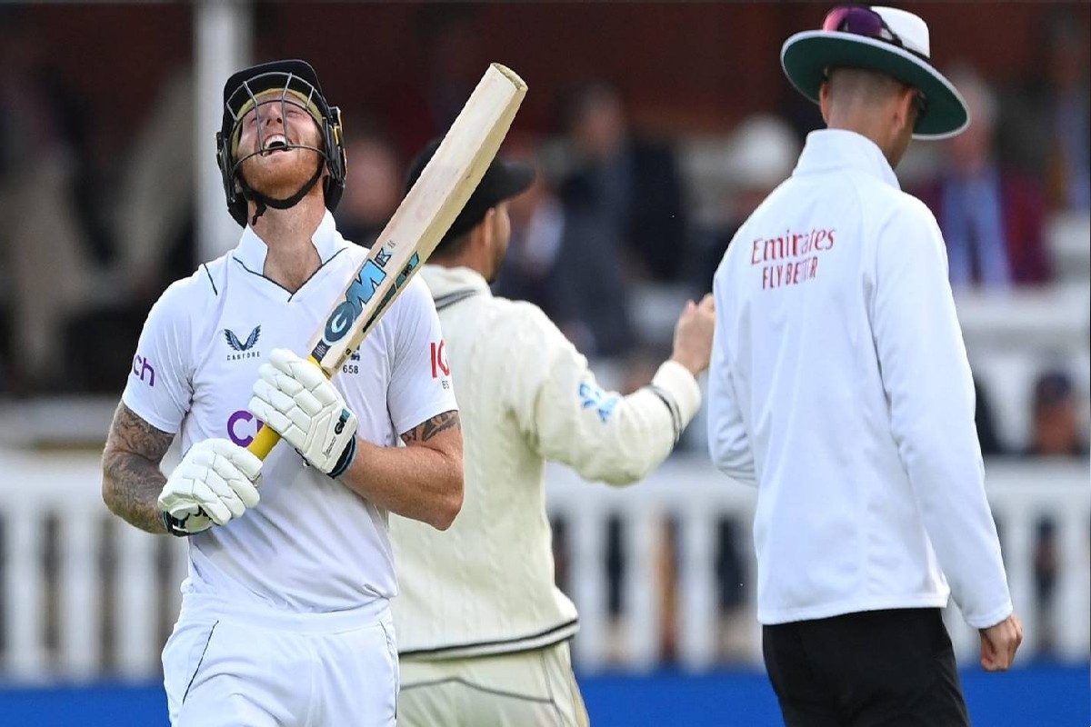 ENG vs NZ : लॉर्ड्सवर दिसला 2019 वर्ल्ड कप फायनलचा अॅक्शन रिप्ले, बेन स्टोक्सची बॅट आली आडवी! VIDEO