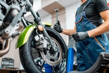 Bike Care: या 10 गोष्टींची काळजी घ्या, पावसाळ्यात तुमची बाईक देणार नाही दगा Bike Care: या 10 गोष्टींची काळजी घ्या, पावसाळ्यात तुमची बाईक देणार नाही दगा