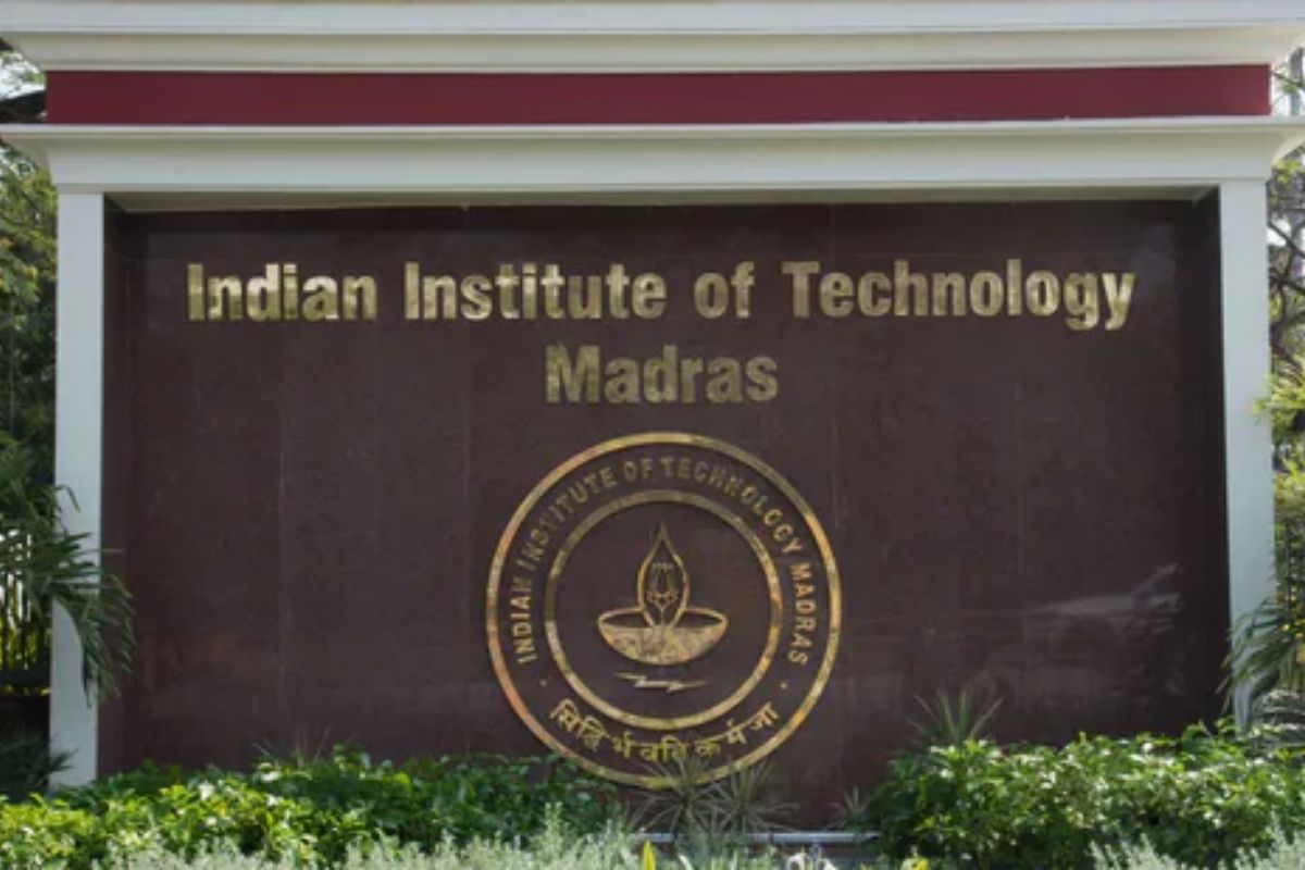 IIT Madras मद्रास गणित अभ्यासक्रमाद्वारे 'आउट ऑफ द बॉक्स थिंकिंग' कोर्स