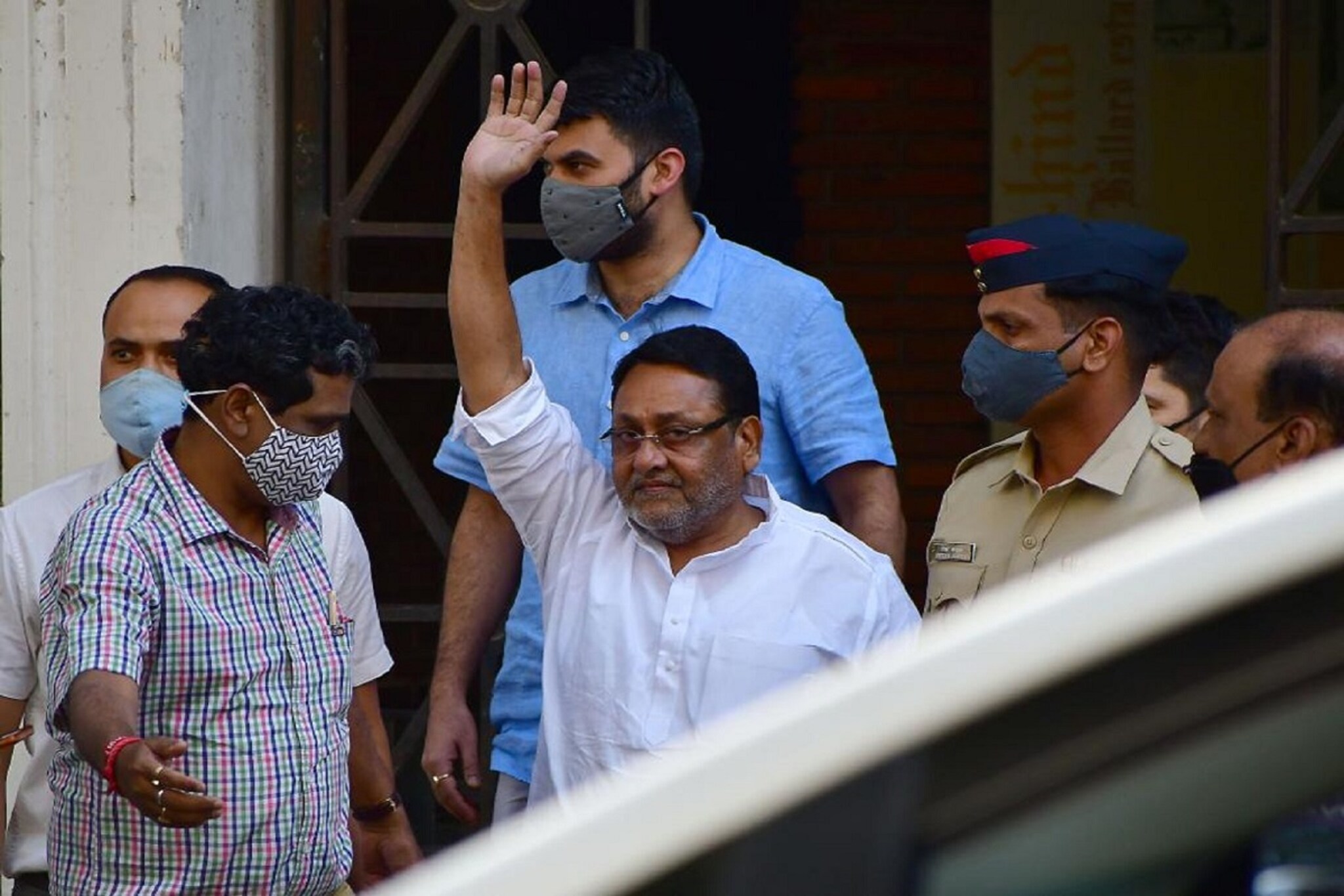 लवकरच नवाब मलिकांचं मंत्रिपद जाणार?, सुप्रीम कोर्टात याचिका दाखल