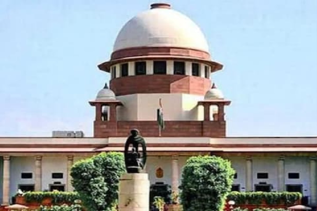 बुलडझोरनं सुरू असलेल्या कारवाईची सुप्रीम कोर्टाकडून दखल, सरकारला विचारला थेट प्रश्न