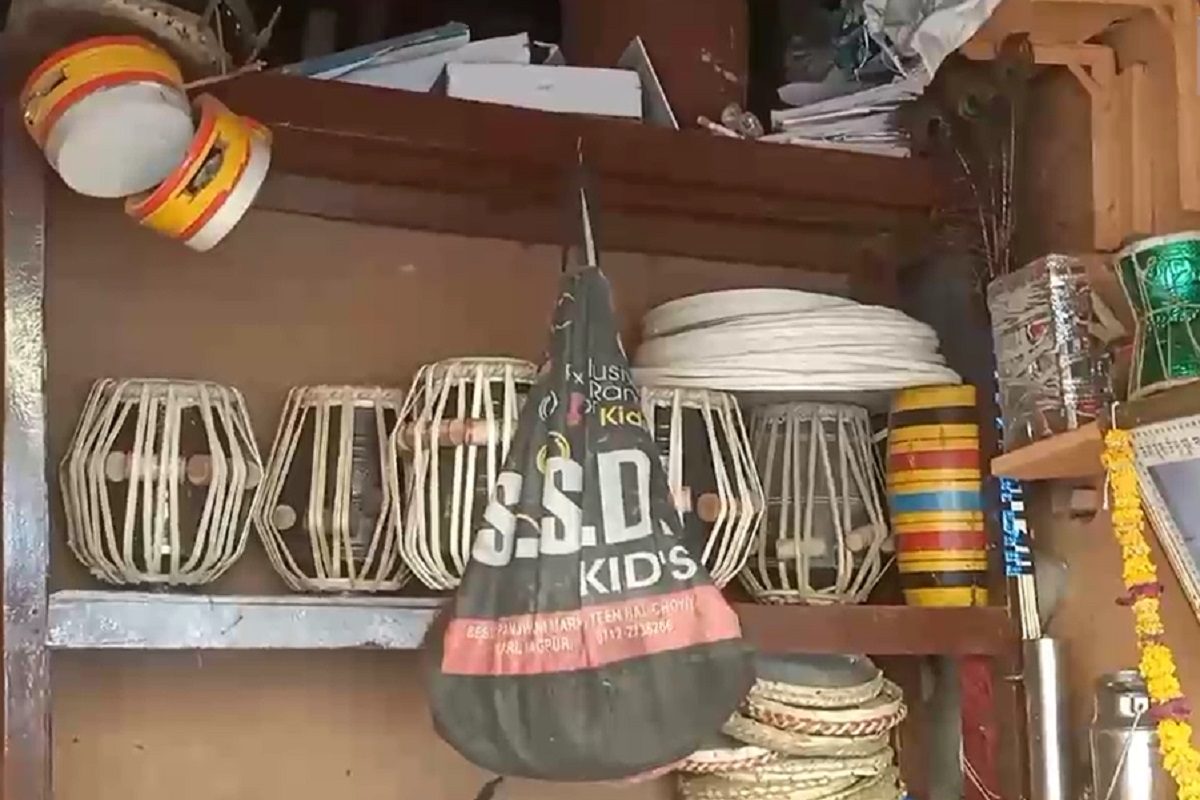 Nagpur Tabla Market : तब्बल 200 वर्षांचा इतिहास असणाऱ्या नागपुराच्या तबला मार्केटबद्दल माहितीय का? नसेल तर VIDEO जरूर पहा