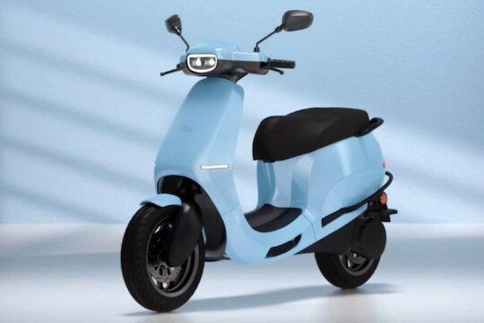 Elecric Scooters: देशात सर्वाधिक विकल्या जात आहेत या 5 इलेक्ट्रिक स्कूटर्स; भारतीयांना लावलंय वेड
