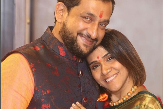 Prasad Oak: '...बाप कुणाला कळतो गं'; प्रसाद ओकसाठी पत्नी मंजिरीने लिहली खास पोस्ट