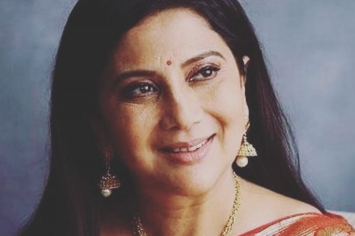 Happy Birthday Nivedita Saraf: चिडीचूप बुकस्टोरमध्ये निवेदिता सराफ यांनी का मारली होती जोरदार शिट्टी?