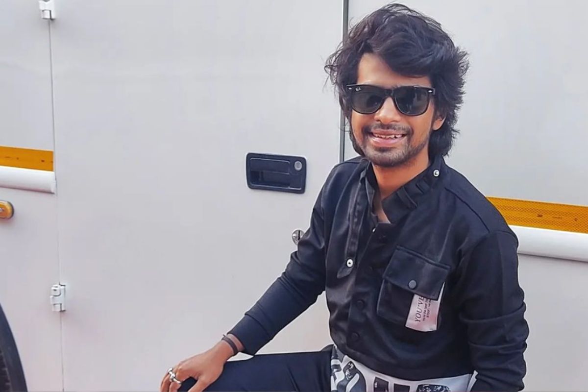 Prathamesh Parab: 'टाईमपास' फेम दगडू अशी घेतो व्हॅनिटीमध्ये रॉकिंग एंट्री; video पाहा