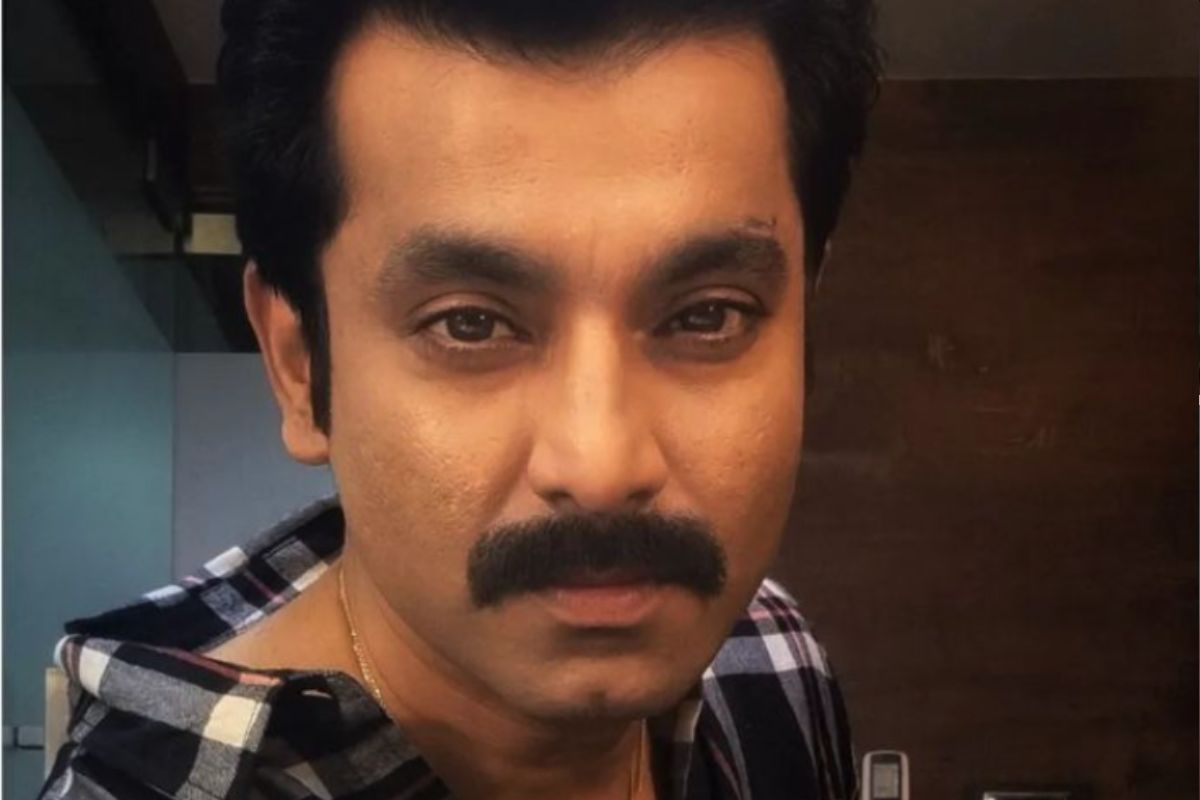 Santosh Juvekar: संतोषच्या लिस्टमध्ये आणखी एका सिनेमाची भर, शूटिंग संपताच टिमसाठी खास पोस्ट!