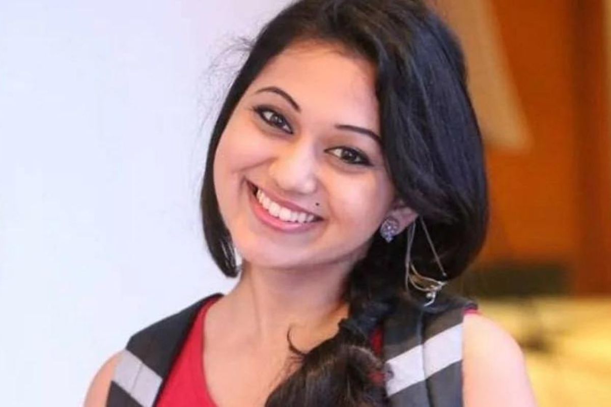 Ketaki Chitale : केतकी चितळेला मोठा दिलासा; राज्यभरातील 22 FIR साठी एकाच पोलीस ठाण्यात जावं लागणार