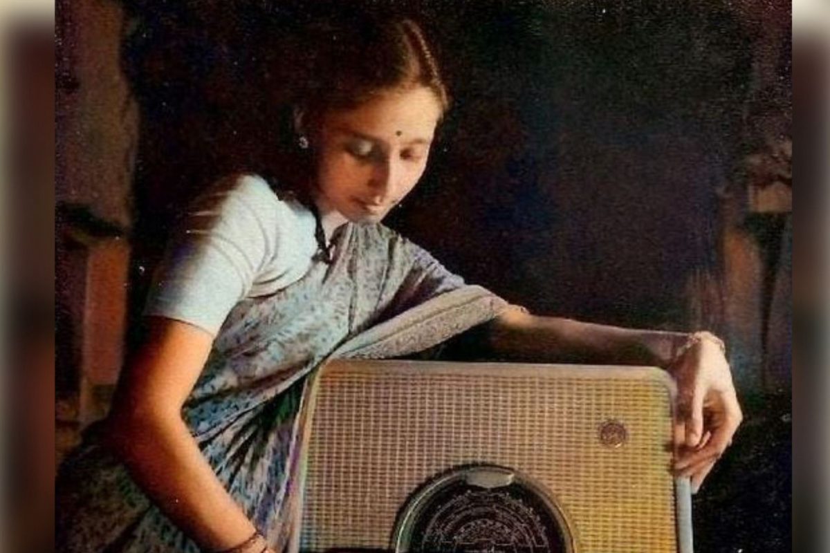 '...आणि मग पहिला रेडिओ घरात आणला '' केदार शिंदेंनी सांगितला शाहिरांच्या पत्नीच्या हट्टाचा तो किस्सा