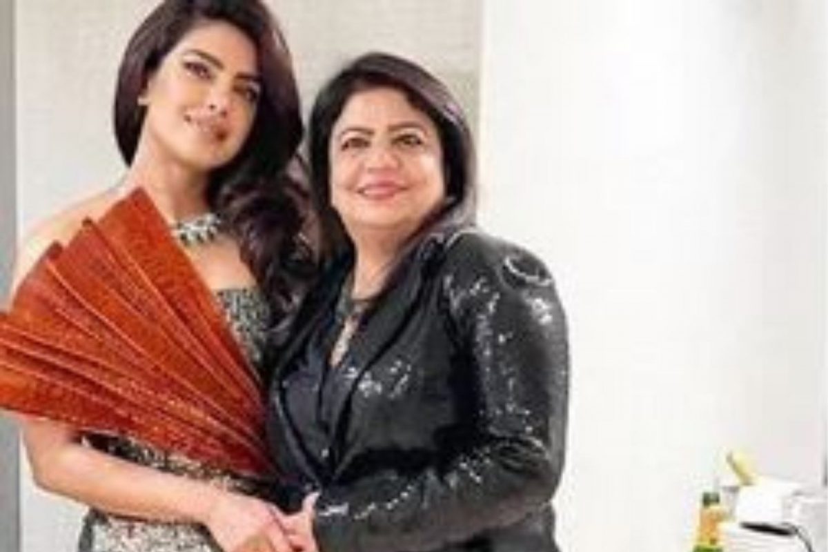 प्रियांका चोप्राने दाखवली लेक मालतीची झलक; आईच्या बर्थडेला शेअर केला Unseen Photo