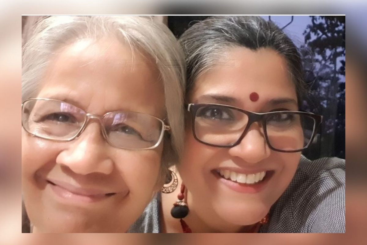 ज्येष्ठ लेखिका शांता गोखलेंना 'साहित्य अकादमी पुरस्कार' जाहीर; लेक रेणुका शहाणेने शेअर केली खास पोस्ट