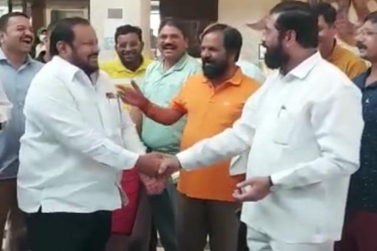 खुद्द एकनाथ शिंदे यांनीच आता आम्ही महाराष्ट्राकडे रवाना होणार आहोत असं सांगितलं. मात्र,