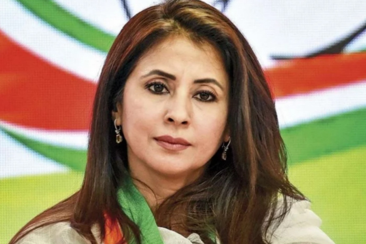 ठाकरे सरकार तर कोसळलं; पण ऊर्मिला मातोंडकरचं झालं मोठं नुकसान, काय कारण माहिती आहे?