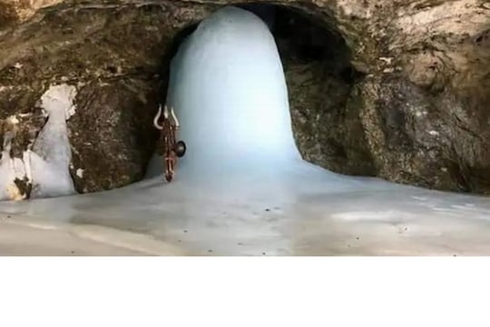 यंदाची अमरनाथ यात्रा 30 जूनपासून; पवित्र गुहेच्या आश्चर्यकारक गोष्टी जाणून घ्या!