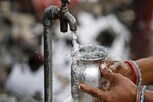 ठाणेकरांसाठी चिंतेची बातमी! मुंबई पाठोपाठ ठाण्यातही 10 टक्के पाणीकपात