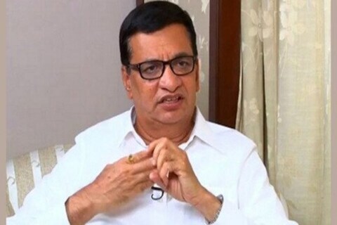 विधान परिषद निवडणुकीत काँग्रेसचा एक उमेदवार पराभूत झाल्याचं महसूल मंत्री बाळासाहेब थोरात यांच्या चांगलेच जिव्हारी लागले आहे. या पराभवानंतर त्यांनी सूचक प्रतिक्रिया दिली आहे.
