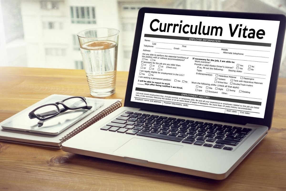 कंपनीला CV पाठवण्याची योग्य वेळ