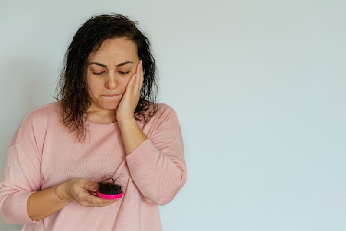 Hair Beauty Tips: पावसात मनसोक्त भिजण्यापूर्वी केसांची घ्या 'ही' काळजी!