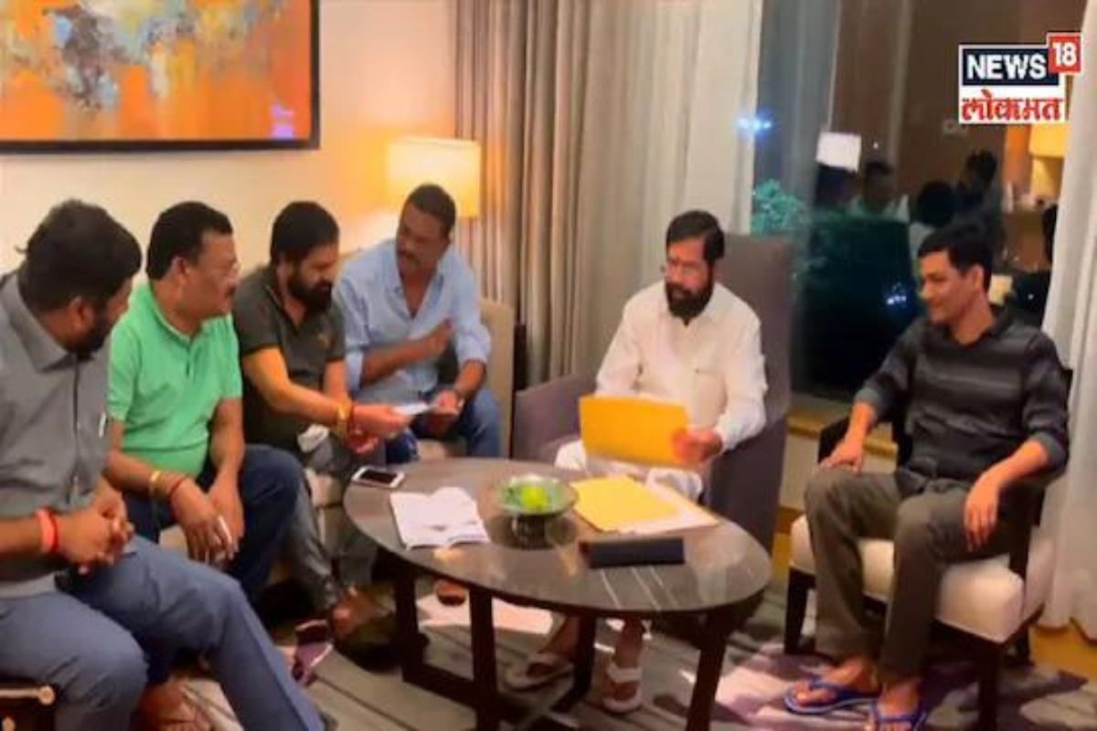 मुख्यमंत्र्यांच्या भावनिक आवाहानानंतर बंडखोर आमदारांच्या सुरक्षेत मोठी वाढ; आसामाचे CM घेणार भेट