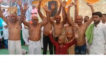 Video : शिवपुराण ऐकताना कुटुंबाच मनपरिवर्तन; मुंडन, जानवं अन् असे झाले हिंदू Video : शिवपुराण ऐकताना कुटुंबाच मनपरिवर्तन; मुंडन, जानवं अन् असे झाले हिंदू