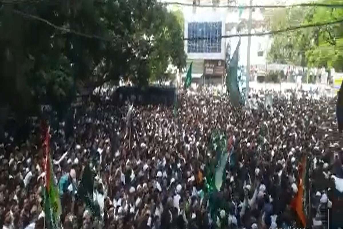 VIDEO : प्रेषित मोहम्मद पैगंबरांवर आक्षेपार्ह विधान, औरंगाबादेत लाखो मुस्लिम बांधव रस्त्यावर, देशभरात आंदोलणाचं लोण