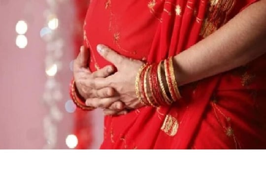 लग्नाच्या दुसऱ्याच दिवशी नव्या नवरीने दिली Good News; नवरदेवाला बसला धक्का, थेट पोलिसात धाव!