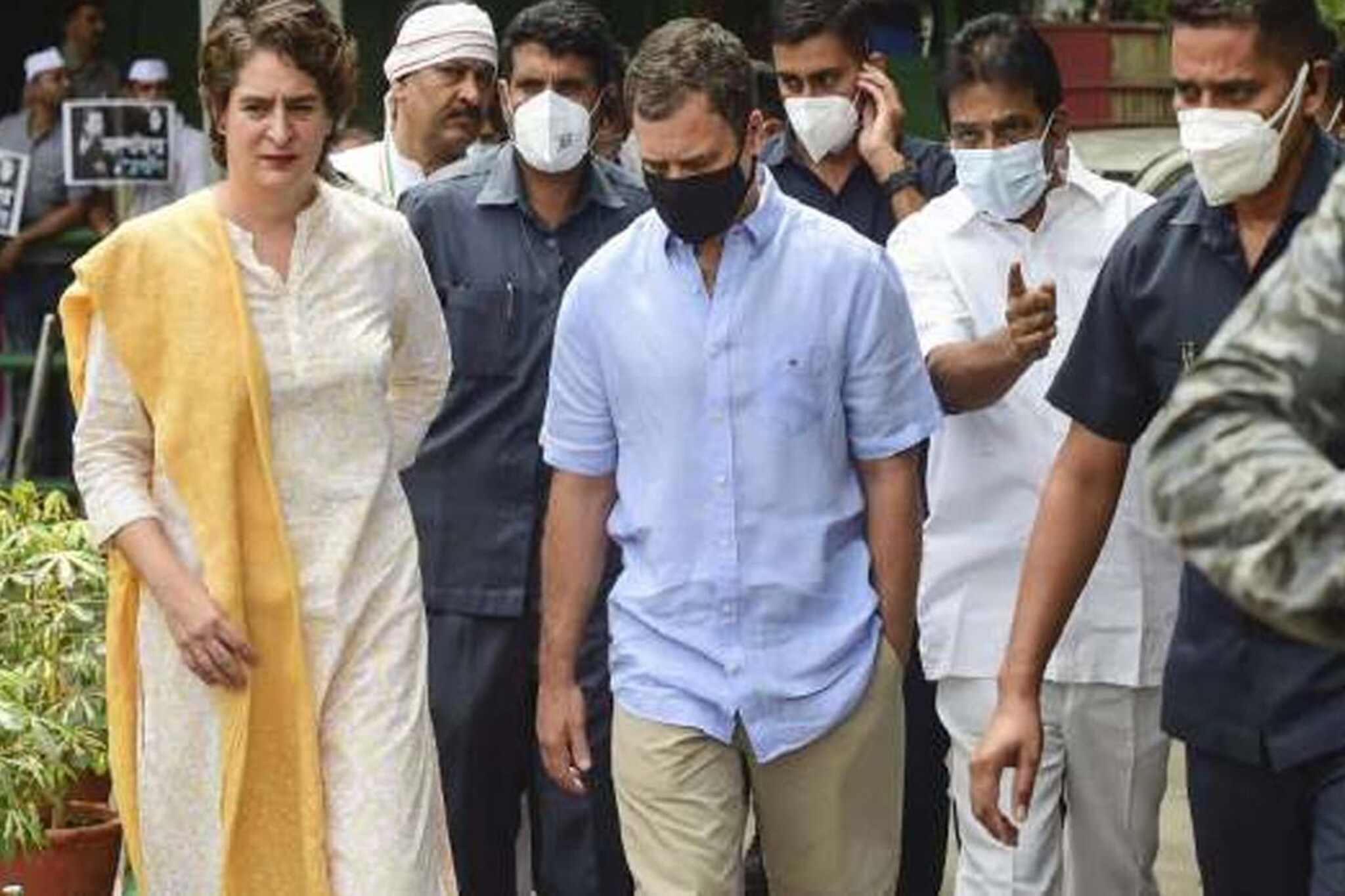 Live Updates: राहुल गांधींनी ED कडे मागितली उद्याची सुटी; परवा परत चौकशी