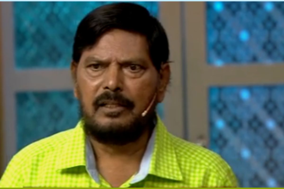 'किचन कल्लाकार'च्या मंचावर राजकीय तडका! आठवलेंचा अजित दादांना सूचक सल्ला