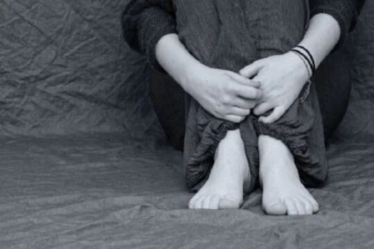 डेटिंग App व्दारे आली संपर्कात, मैत्री होताच महिला गेली 5 स्टार हॉटेलमध्ये; पुढे घडला नको तो प्रकार