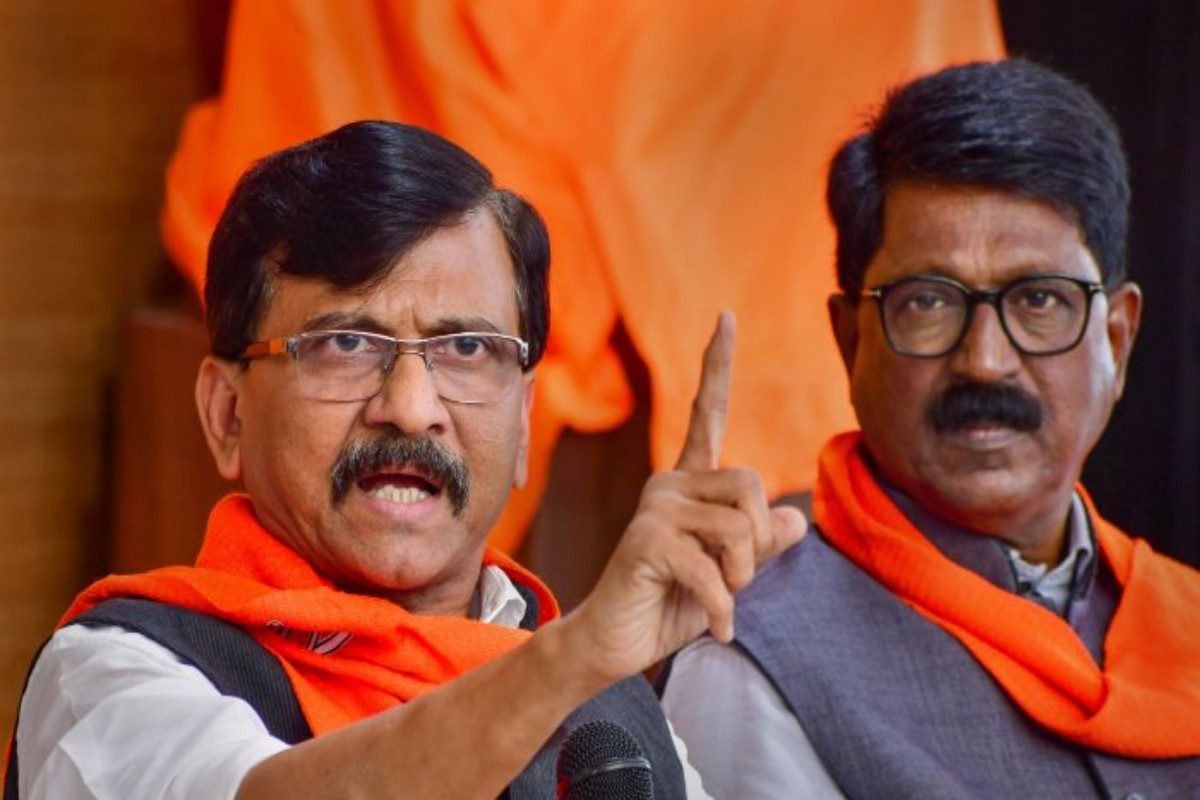 ...अन् संजय राऊत कोणाशी न बोलता तडक आले बाहेर; मातोश्रीवरील बैठकीत नेमकं काय घडलं? वाचा इनसाइट स्टोरी