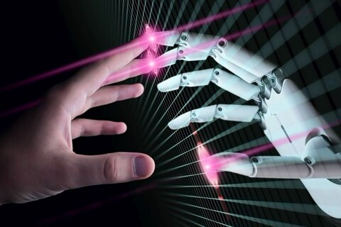अमेरिकन शास्त्रज्ञांना इलेक्ट्रॉनिक त्वचा (Electronic Skin) तयार करण्यात यश आले आहे. नवीन पिढीच्या स्मार्ट रोबोट्ससाठी (Smart Robot) ही त्वचा योग्य मानली जात आहे. त्याची खास गोष्ट म्हणजे ती स्पर्शासोबतच वेदनाही (Feeling the Pain) अनुभवू शकते आणि त्यातून शिकूही शकते.
