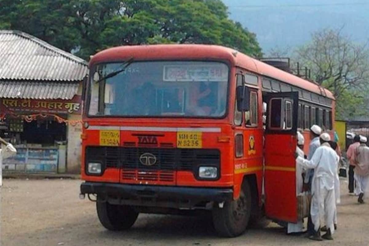 कोकणात जाणाऱ्या गणेशभक्तांसाठी खुशखबर! एसटी करणार प्रवाशांच्या वाटेतील विघ्न दूर; सोडणार एवढ्या जादा बसेस