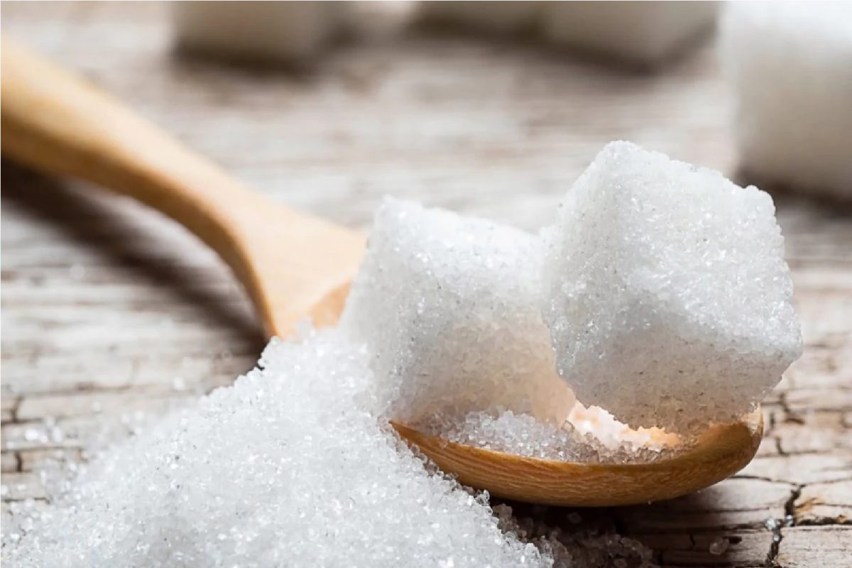 Diabetes च्या भीतीने तुम्ही साखर खाणंच सोडलंत; पण याचेही होऊ शकतात गंभीर दुष्परिणाम