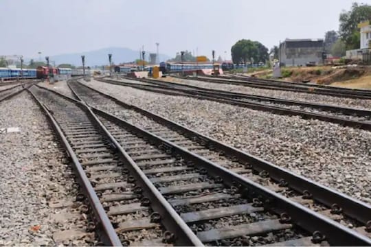 11 वर्षांच्या प्रेमाखातर सॉफ्टवेअर इंजिनियरने मृत्यूला कवटाळलं; प्रेयसी हादरली, कुटुंबावर शोककळा!