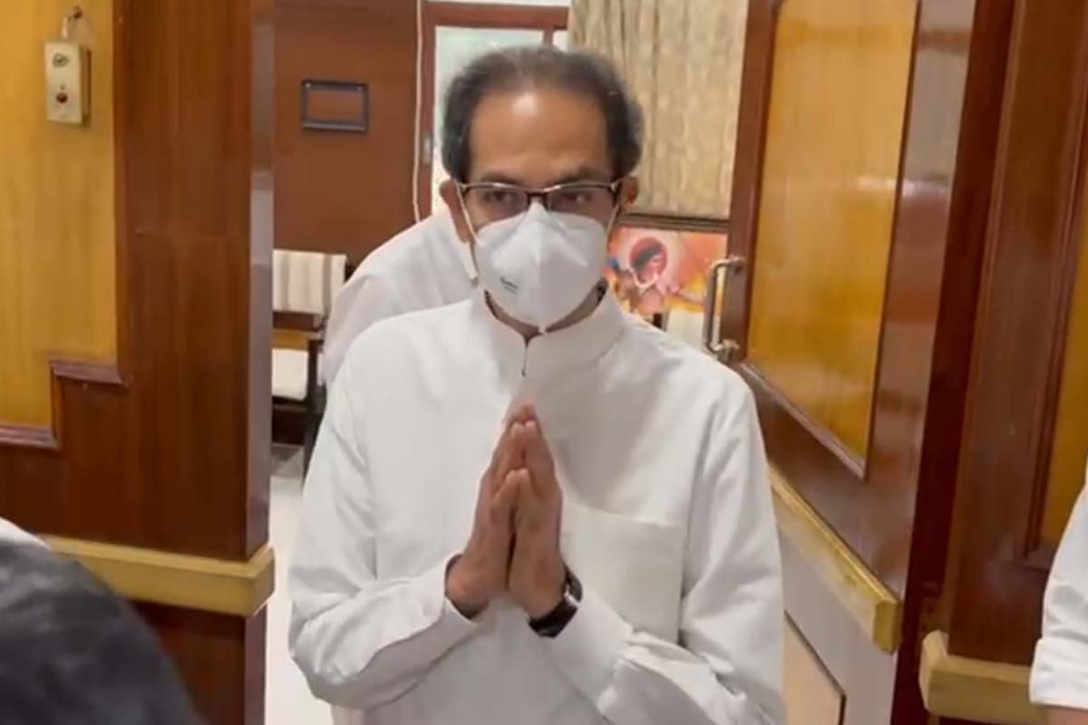 खुद्द मुख्यमंत्री उद्धव ठाकरे यांनी खबरदारी घेत कमान आपल्या हातात घेतली होती.