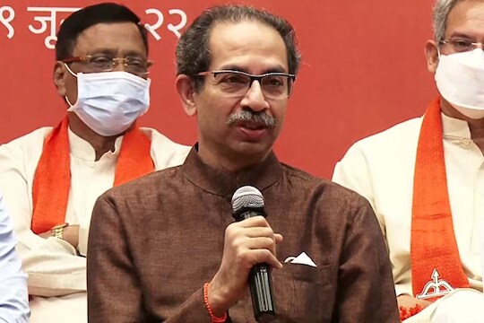 EXCLUSIVE : 'शिवसेना पुन्हा संघर्षाने उभी करु', आमदारांच्या बंडखोरीनंतर मुख्यमंत्र्यांचा एल्गार