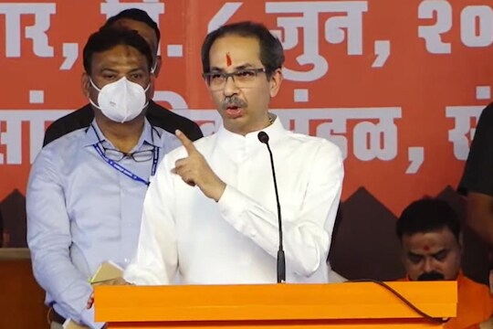 काल माईक खेचला, उद्या काय खेचतील माहिती नाही, उद्धव ठाकरेंचे खोचक चिमटे