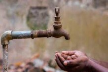 वारंवार पाठपुरावा तरीही प्रश्न सुटेना; पाणी प्रश्नामुळे नागरिक आक्रमक वारंवार पाठपुरावा तरीही प्रश्न सुटेना; पाणी प्रश्नामुळे नागरिक आक्रमक