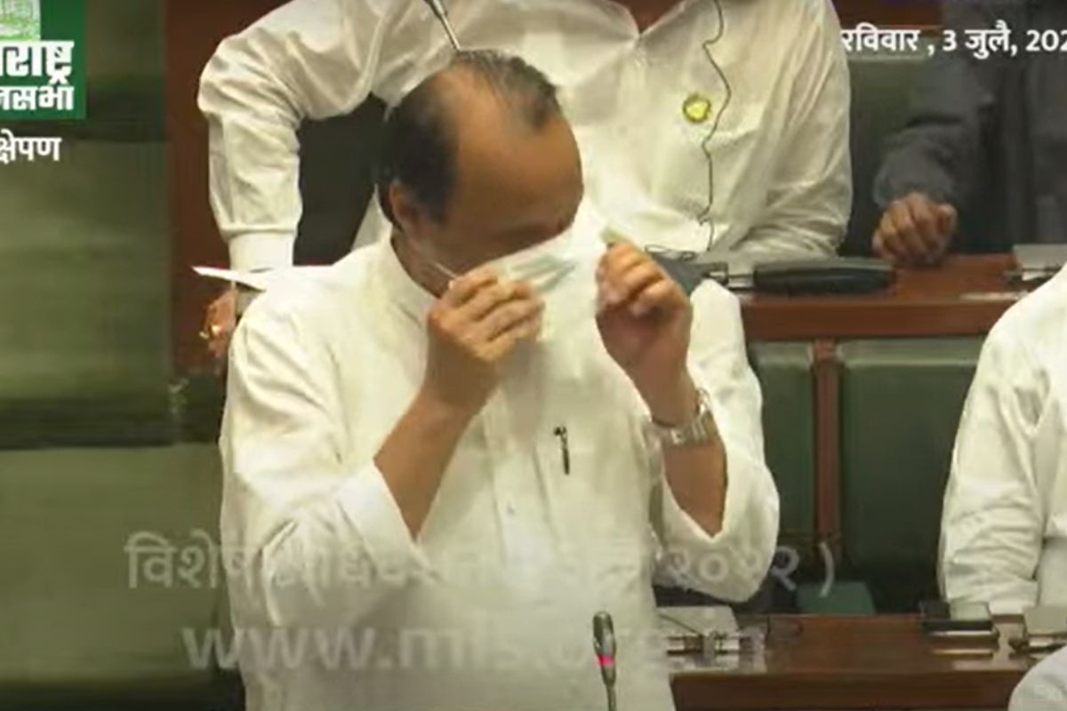 'भाजपचे आज 105 आमदार आहे. पण सद्सदविवेक बुद्धीला विचारून एकदा सांगा की खरंच समाधान झालं आहे का...