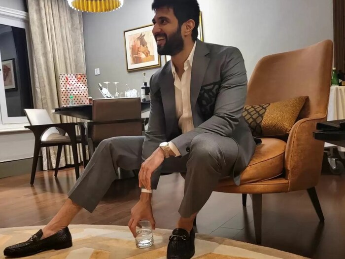 परंतु विजय देवरकोंडाच्या 'लायगर'मुळे चित्रपटगृहातील प्रेक्षकांचा दुष्काळ संपेल अशी अपेक्षा केली जात होती. दरम्यान विजयनेसुद्धा 'बॉयकॉट बॉलिवूड' वर प्रतिक्रिया देत प्रेक्षकांचा रोष ओढवून घेतला आहे. 