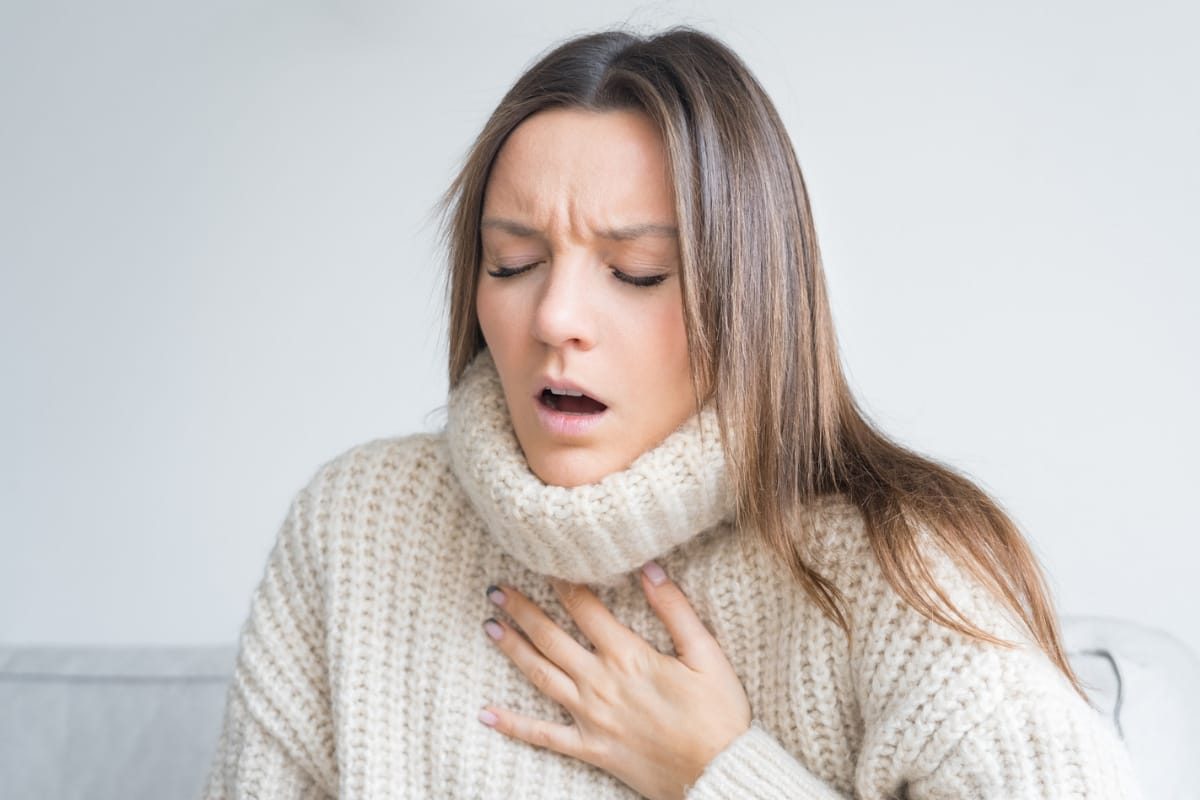 अचानक हृदयाचे ठोके वाढत असतील तर या गोष्टींकडे दुर्लक्ष नको; कारणे उपाय जाणून घ्या