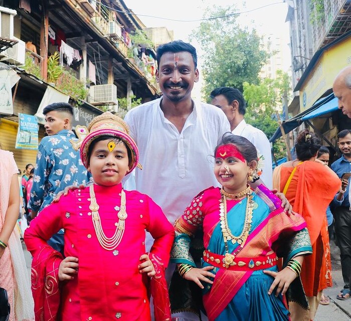 गिरगावच्या वारीचा अनोखा थाट यावेळी पाहायला मिळाला. करकटेवरी ठेवून उभ्या छोट्या विठ्ठल आणि रुक्कमीणीचं दर्शन घेता आलं. 
