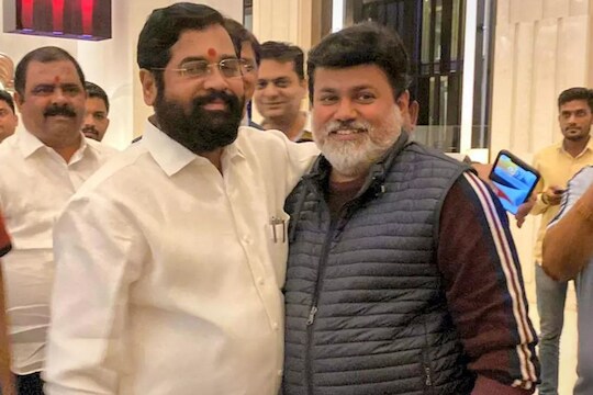 
रत्नागिरी नगरपरिषदेतील 23 पैकी 20 नगससेवक उदय सामंत यांच्यासोबत असल्याचा दावा सामंत समर्थकांकडून केला जात आहे.