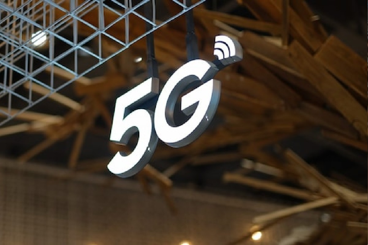 5G Network: नवीन फोन घ्यायची गरज नाही, तुमच्या 4G फोनमध्येही मिळू शकतं फास्ट इंटरनेट