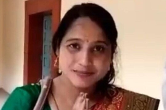  भाजपच्या सुनीता गांगले, काँग्रेसच्या शिल्पा सोनी रिंगणात होत्या. या सर्वांपेक्षा जास्त अरुणा यांना 643 मते मिळाली