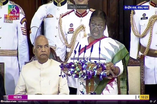 दोन मुलं आणि पतीचं निधन, धीर न सोडता घरातच सुरु केली शाळा; द्रोपदी मुर्मू यांचा खडतर प्रेरणादायी प्रवास